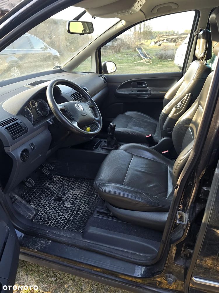 Volkswagen Sharan 1.9 TDI Highline - 10