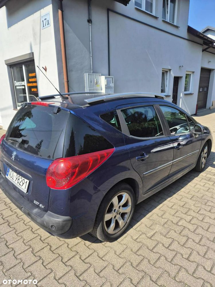 Peugeot 207 120 VTi Escapade - 2