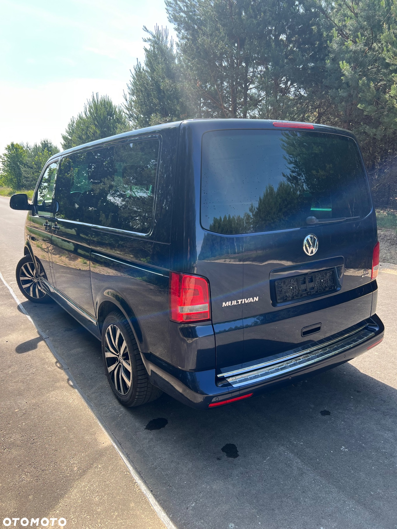Volkswagen Multivan - 5