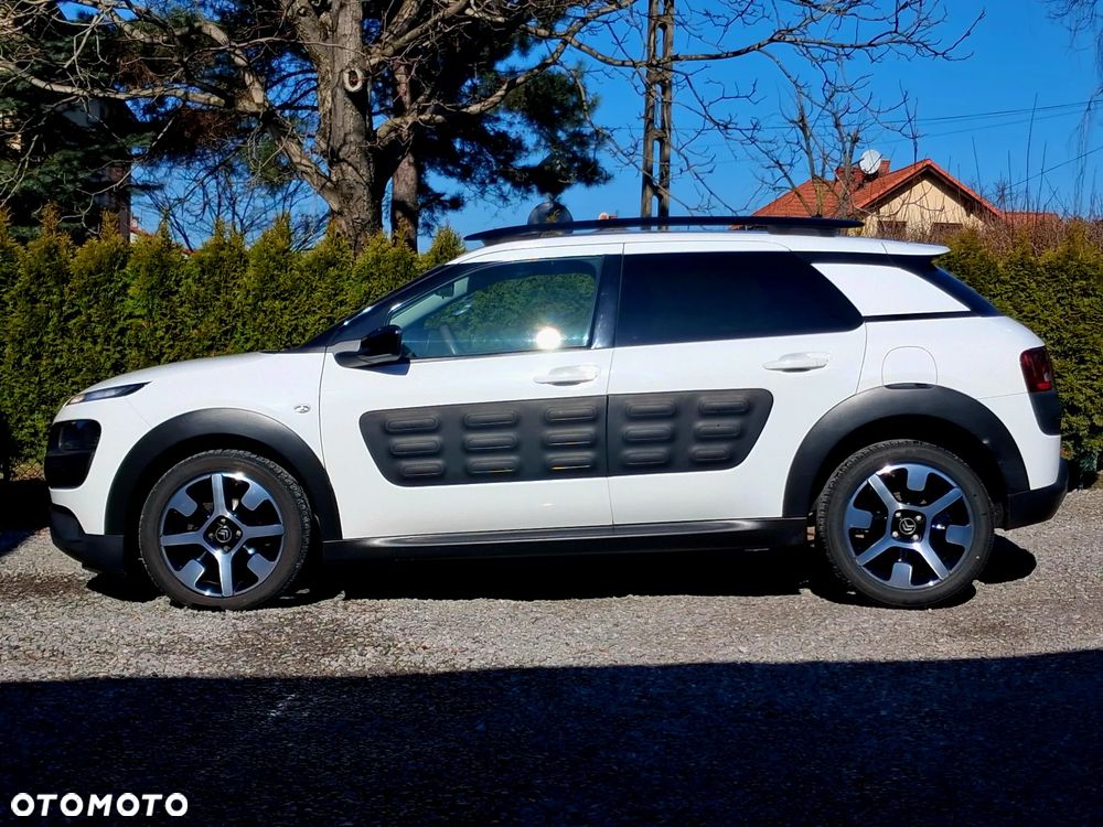 Citroën C4 Cactus 1.2 PureTech MoreLife S&S - 2
