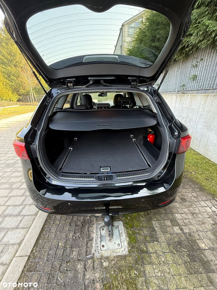 Toyota Avensis 2.0 D-4D Prestige - 17
