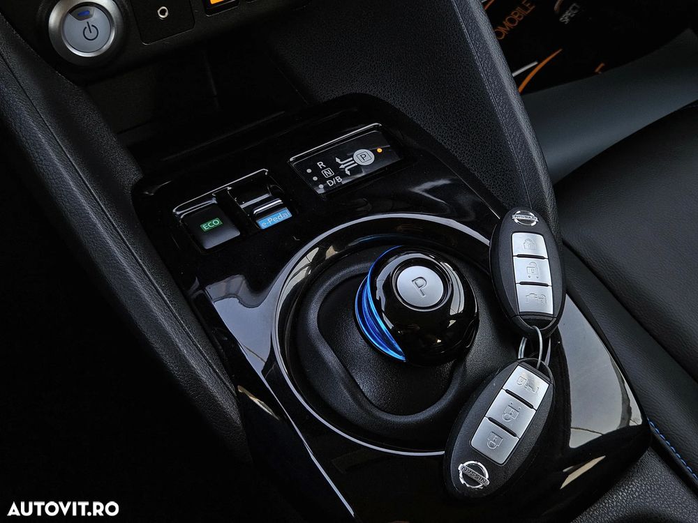 Nissan LEAF 40 kWh Tekna - 34