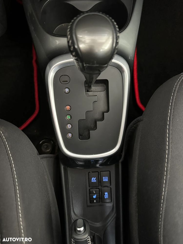 Toyota Yaris 1.5 VVT-i Edition-S - 12
