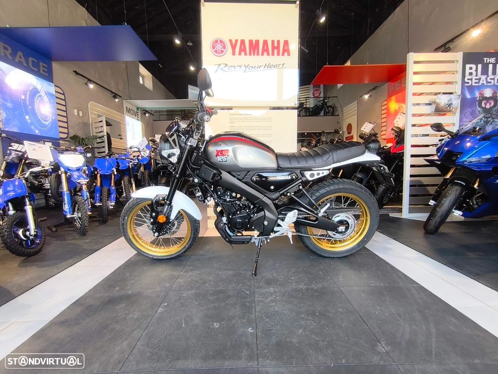 Yamaha XSR 125 Legacy - 8