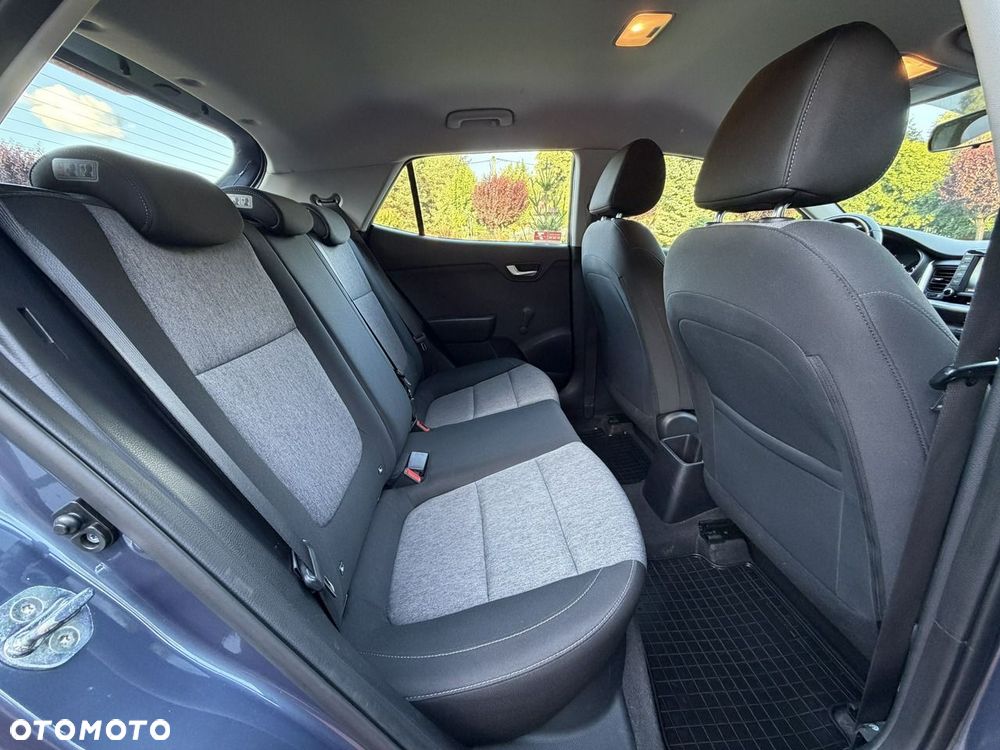 Kia Stonic - 31