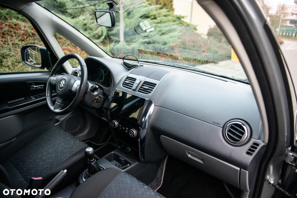 Suzuki SX4 1.6 VVT 4x4 Comfort - 22