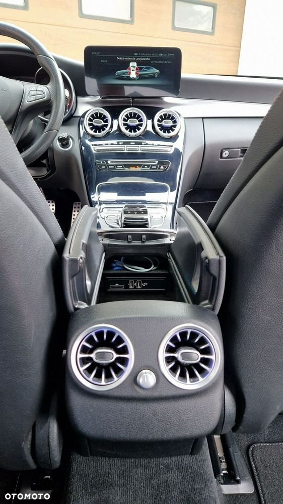Mercedes-Benz Klasa C 180 9G-TRONIC Avantgarde - 27