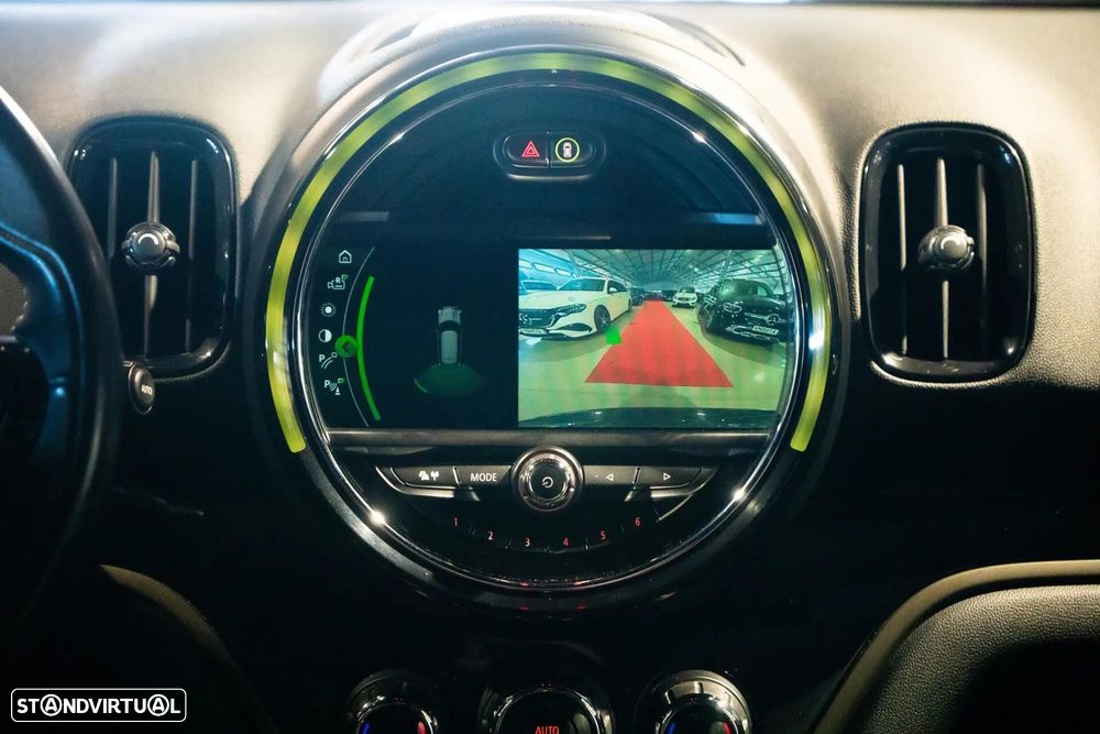 MINI Countryman Cooper SE ALL4 Auto - 37