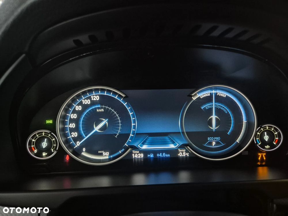 BMW X6 xDrive30d - 18