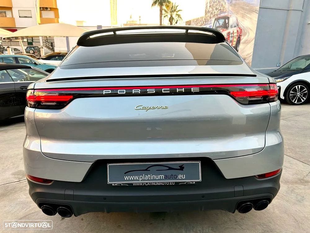 Porsche Cayenne Coupé E-Hybrid - 4