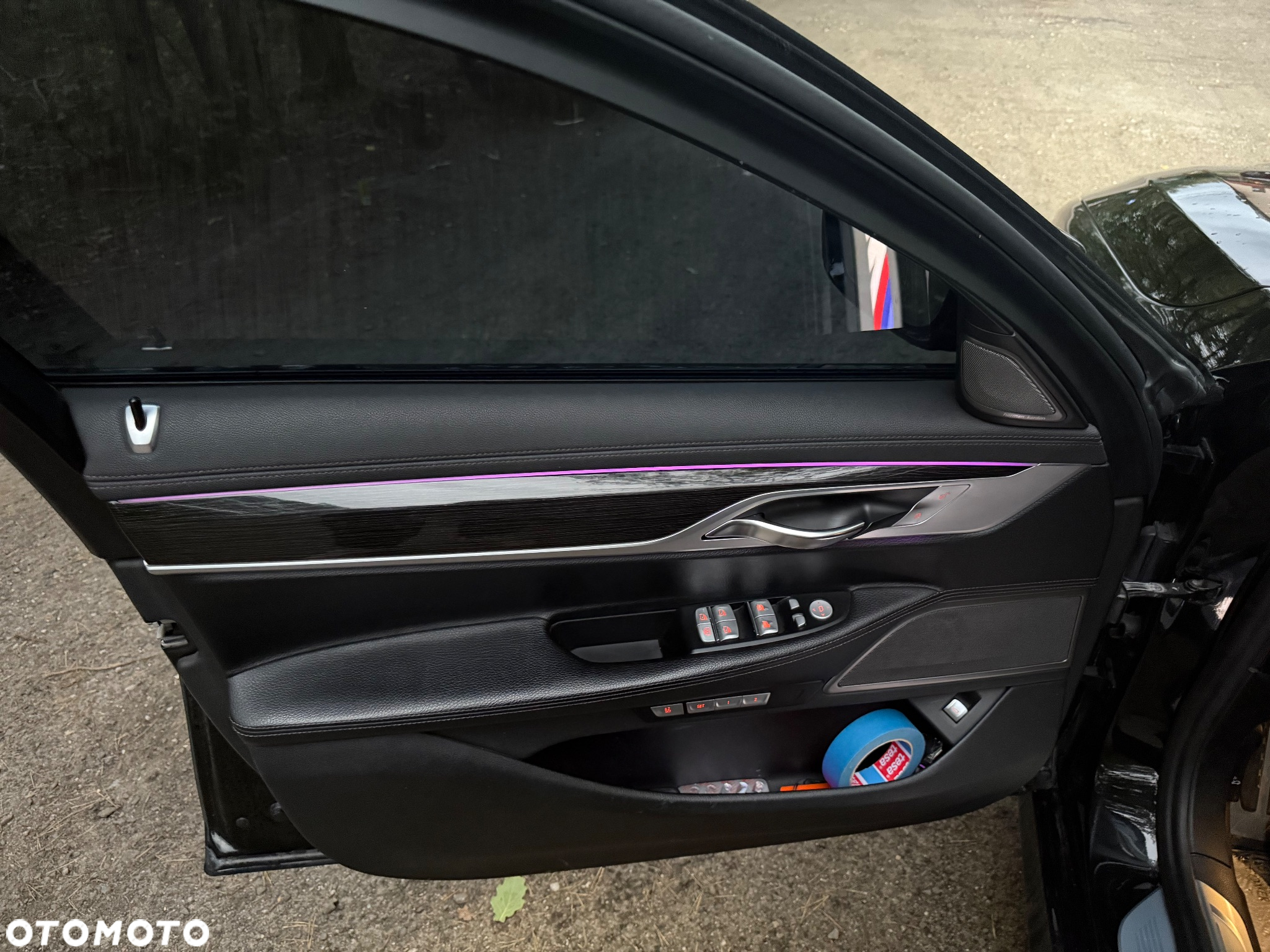 BMW Seria 7 740Li - 23