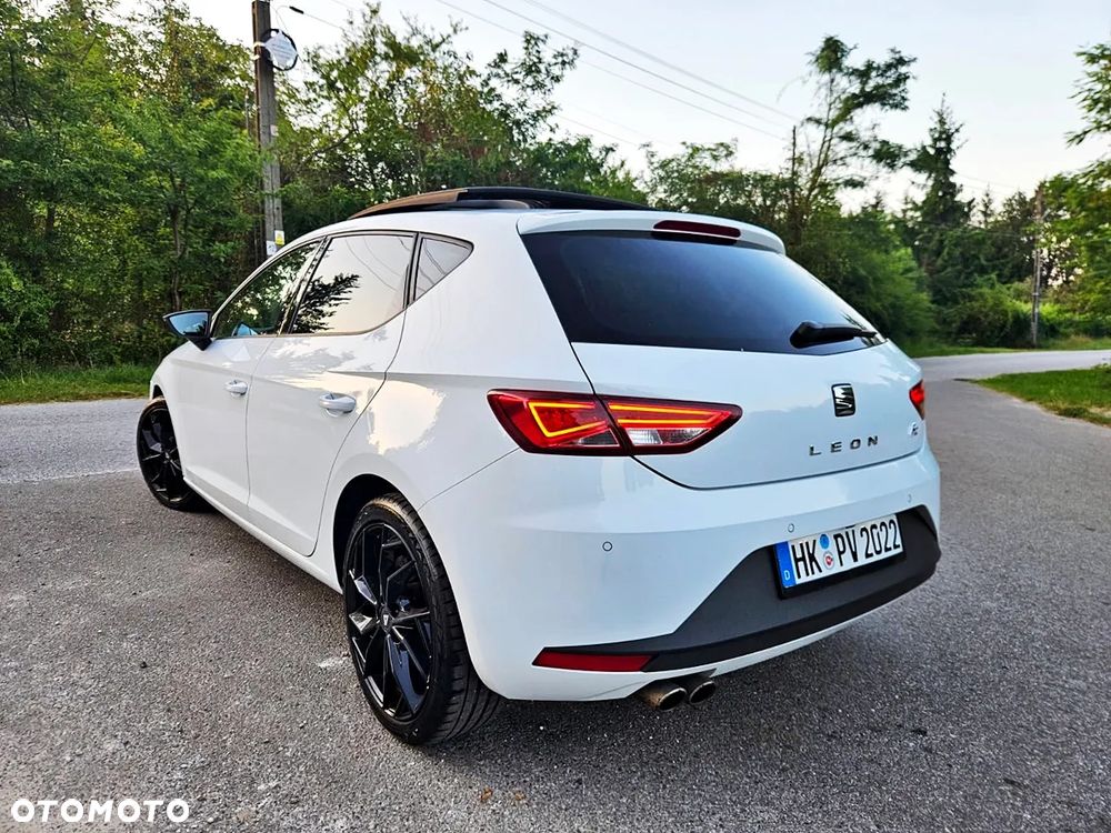 Seat Leon 2.0 TDI FR Black S&S DSG - 13