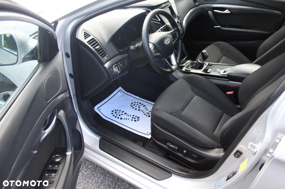 Hyundai i40 1.6 GDI Comfort + - 9