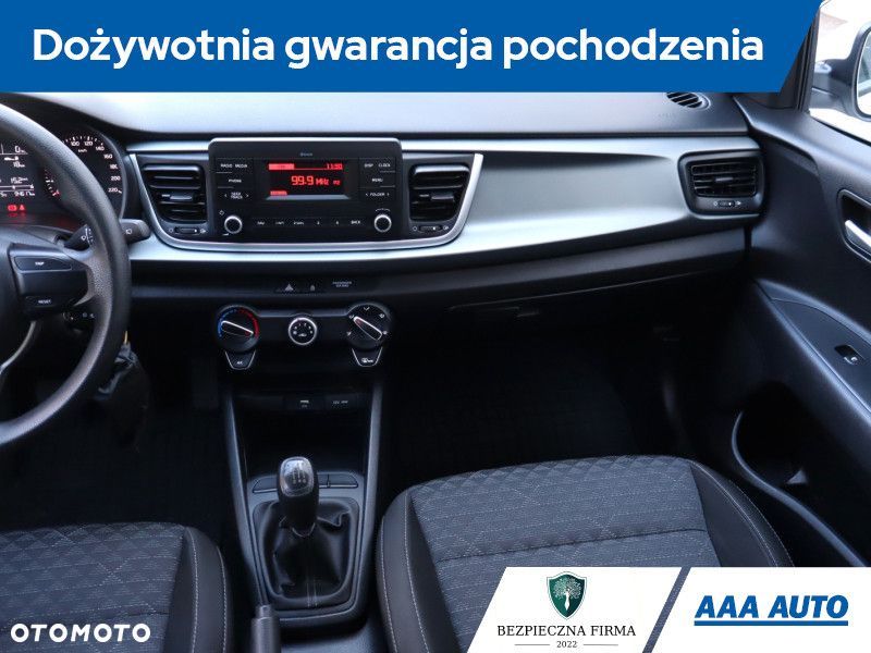 Kia Rio - 10