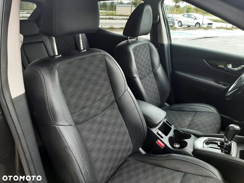 Nissan Qashqai 1.6 DCi Tekna Xtronic EU6 - 29