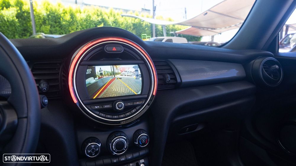 MINI Cabrio Cooper D Auto - 9