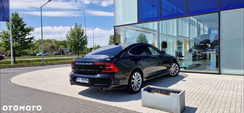 Volvo S90 T4 Momentum Pro - 4