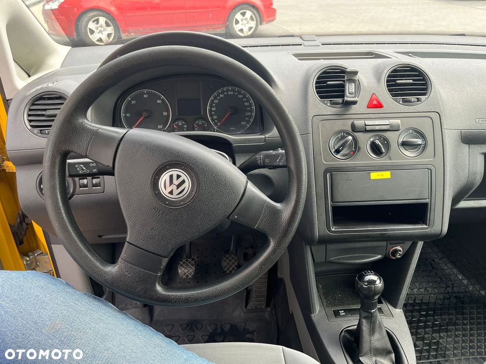 Volkswagen Caddy - 8