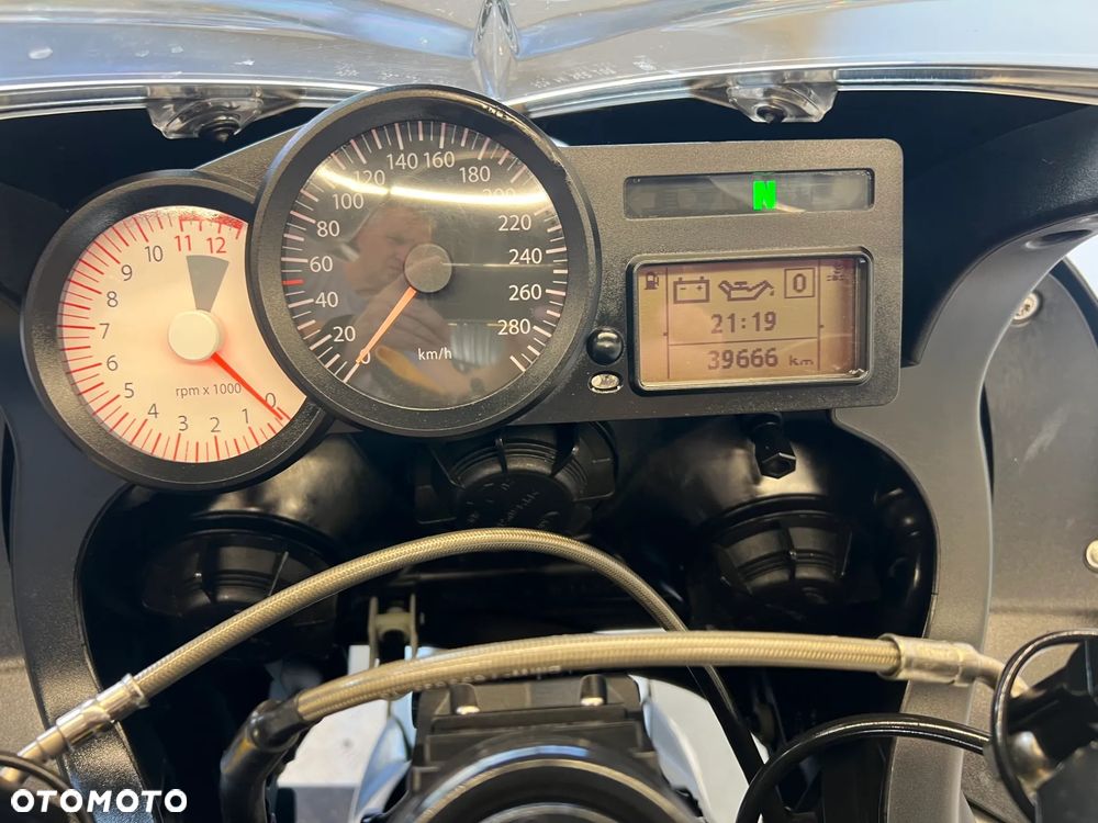 BMW K - 18