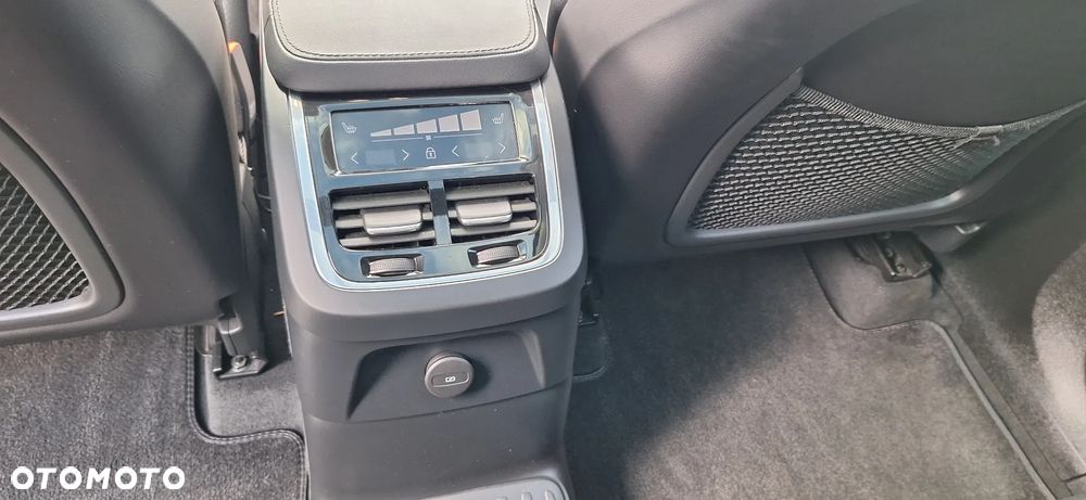 Volvo XC 90 - 14