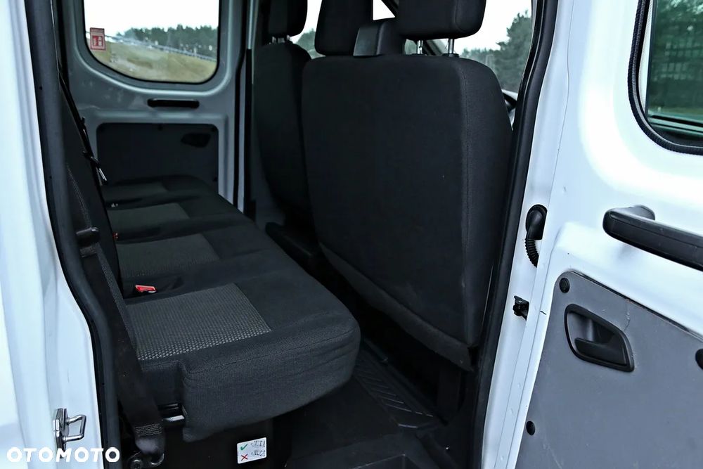 Ford Transit - 13