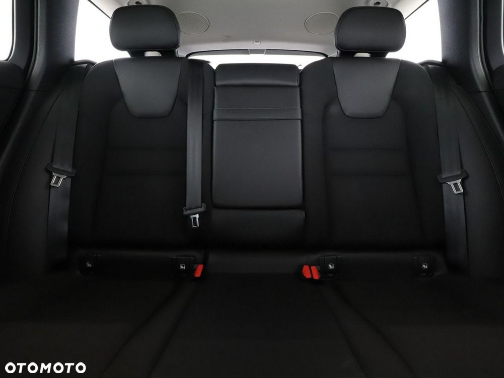 Volvo V60 D3 Momentum Pro - 19