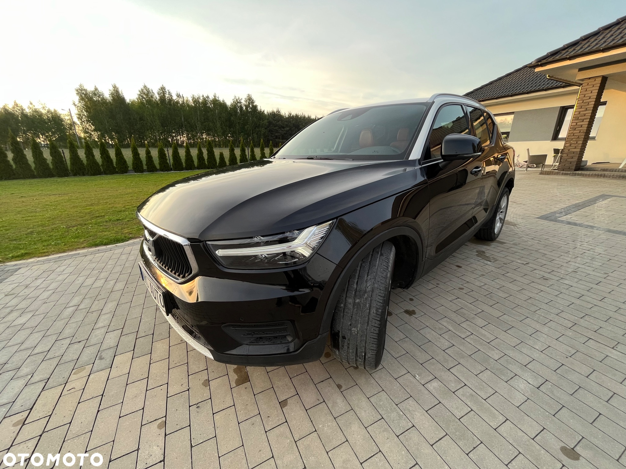 Volvo XC 40 D3 Momentum Pro - 2