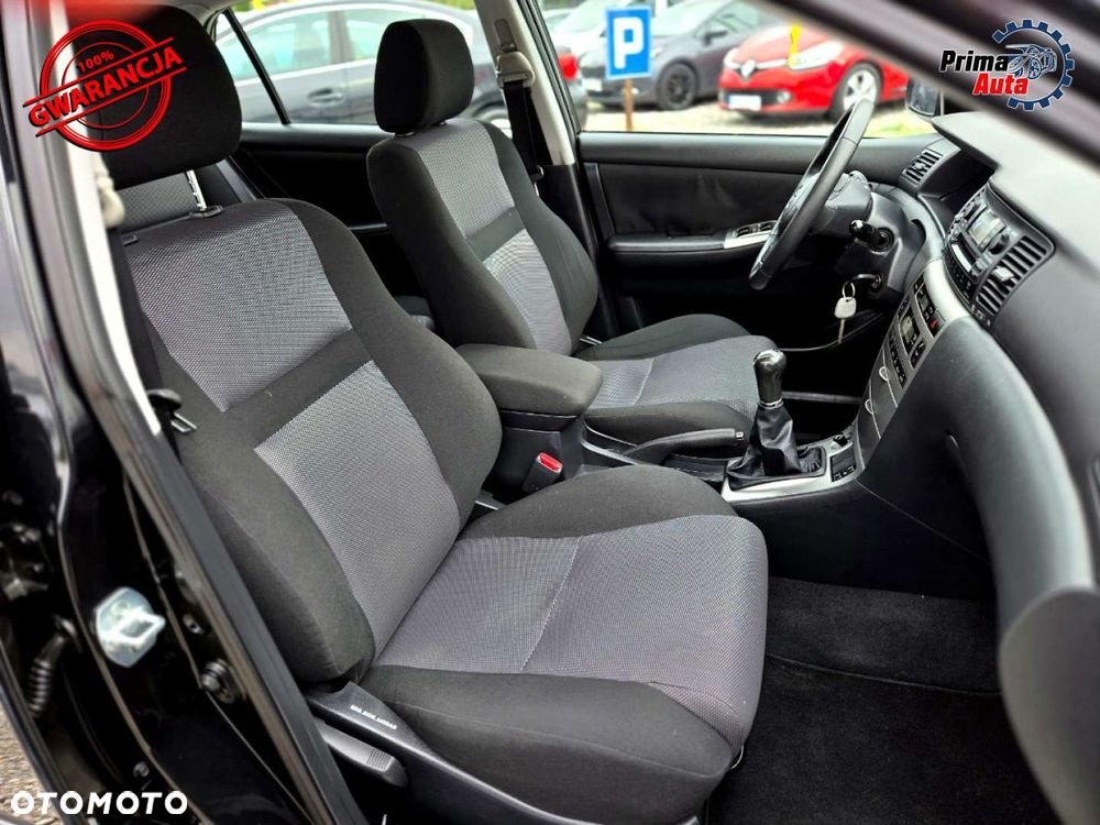 Toyota Corolla - 4