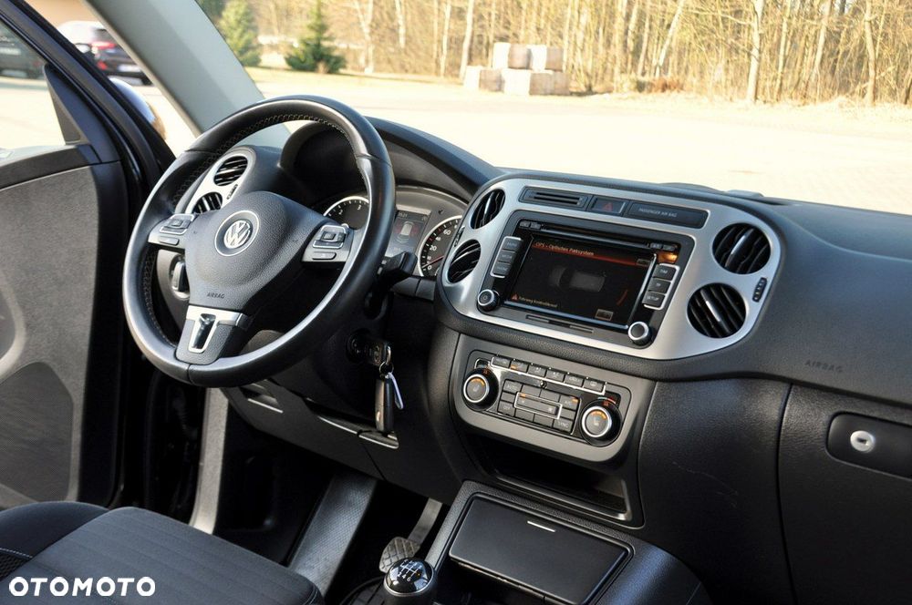 Volkswagen Tiguan - 26