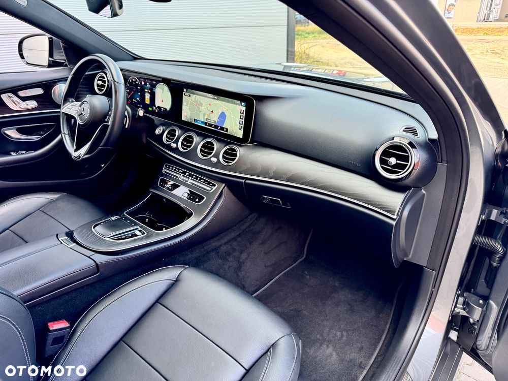 Mercedes-Benz Klasa E 300 de 9G-TRONIC Avantgarde - 24