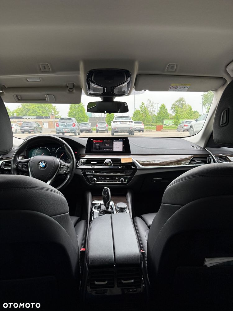 BMW Seria 5 518d Luxury Line - 6