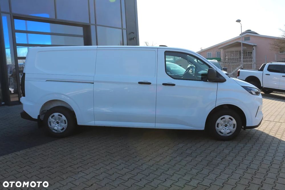 Ford TRANSIT CUSTOM 2.0 EcoBlue 136KM M6 FWD VAN TREND 320 L2 - 4