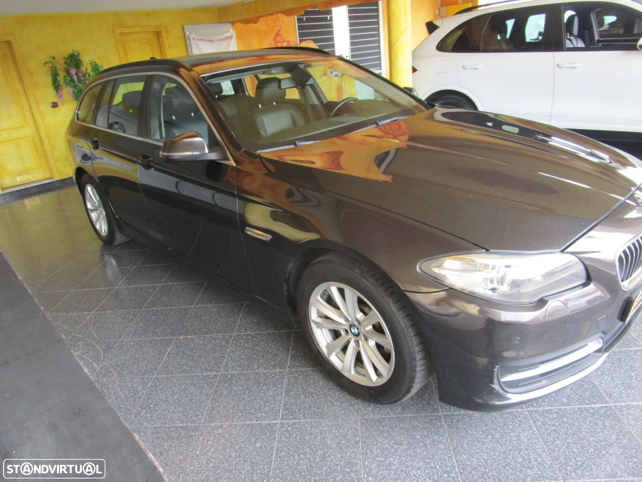 BMW 520 d Touring Aut. Luxury Line - 1