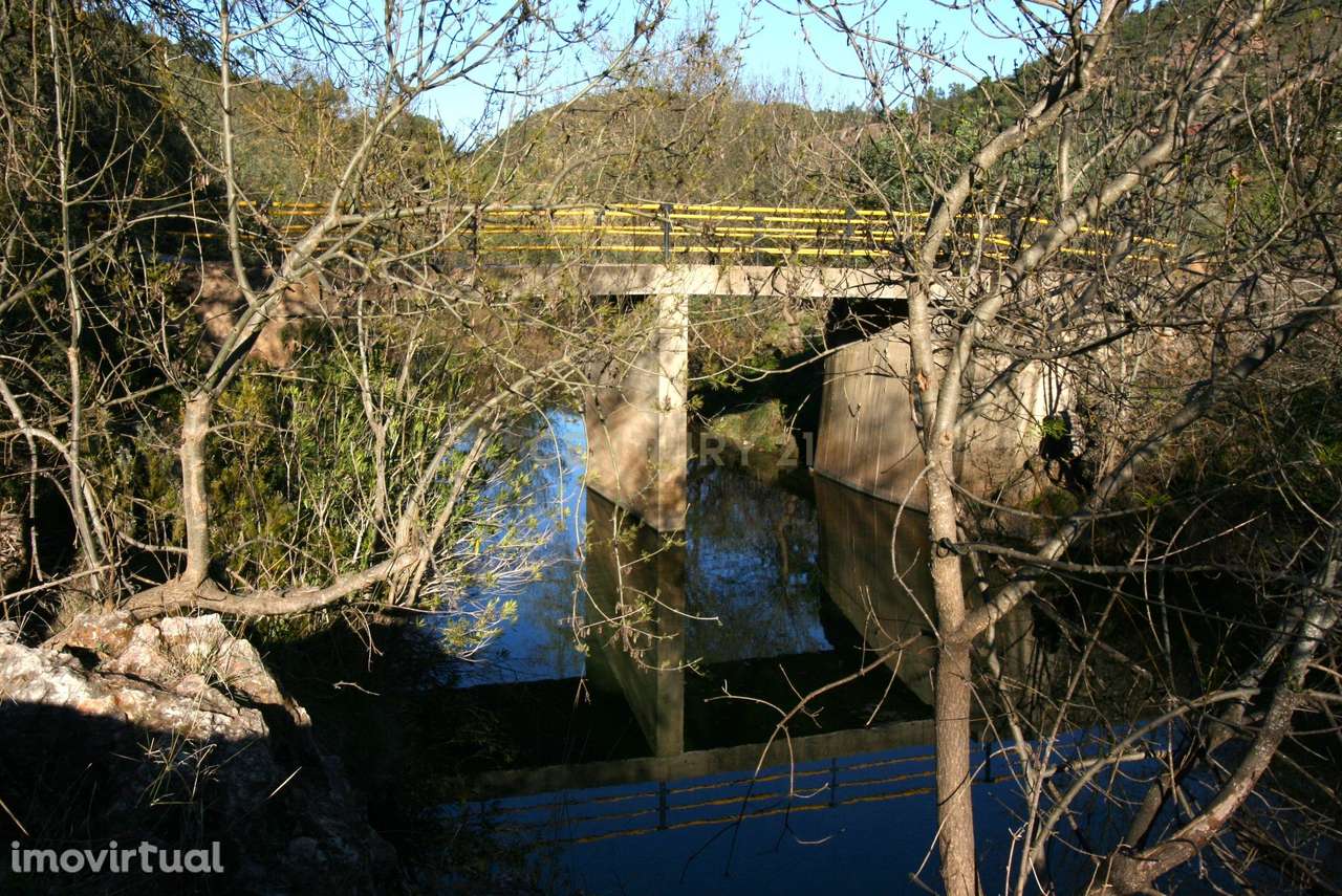 Moradia tradicional em Zebro de Baixo, São Bartolomeu de Messines - Grande imagem: 2/12