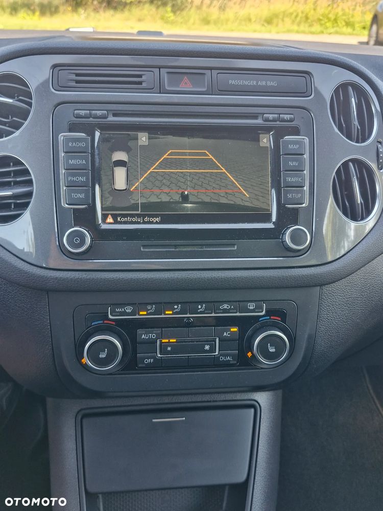 Volkswagen Tiguan 2.0 TDI DPF 4Motion Track & Avenue - 32