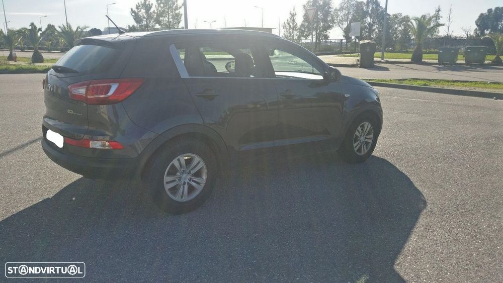 Kia Sportage 1.7 CRDI ISG EX - 16