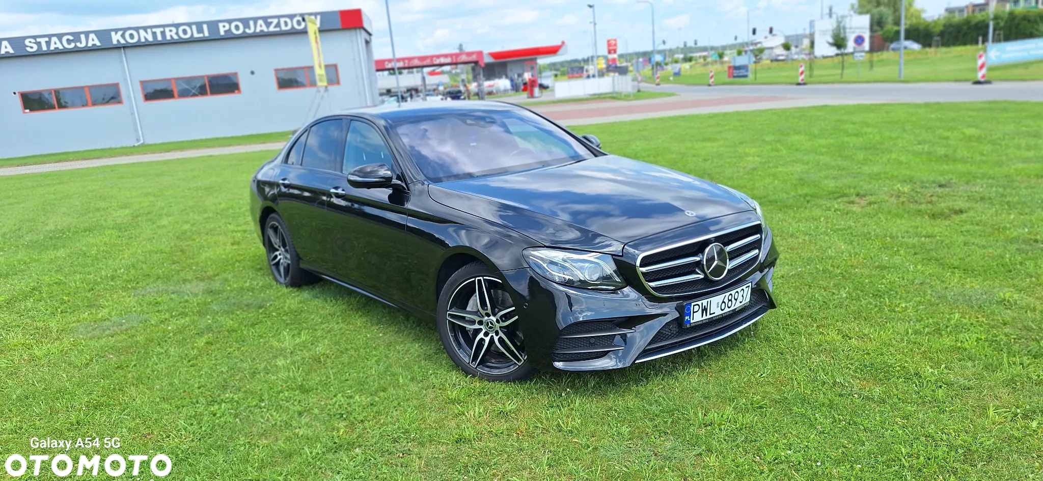 Mercedes-Benz Klasa E 220 d 4Matic 9G-TRONIC AMG Line - 6
