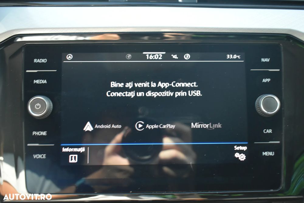 Volkswagen Passat 2.0 TDI DSG Comfortline - 18