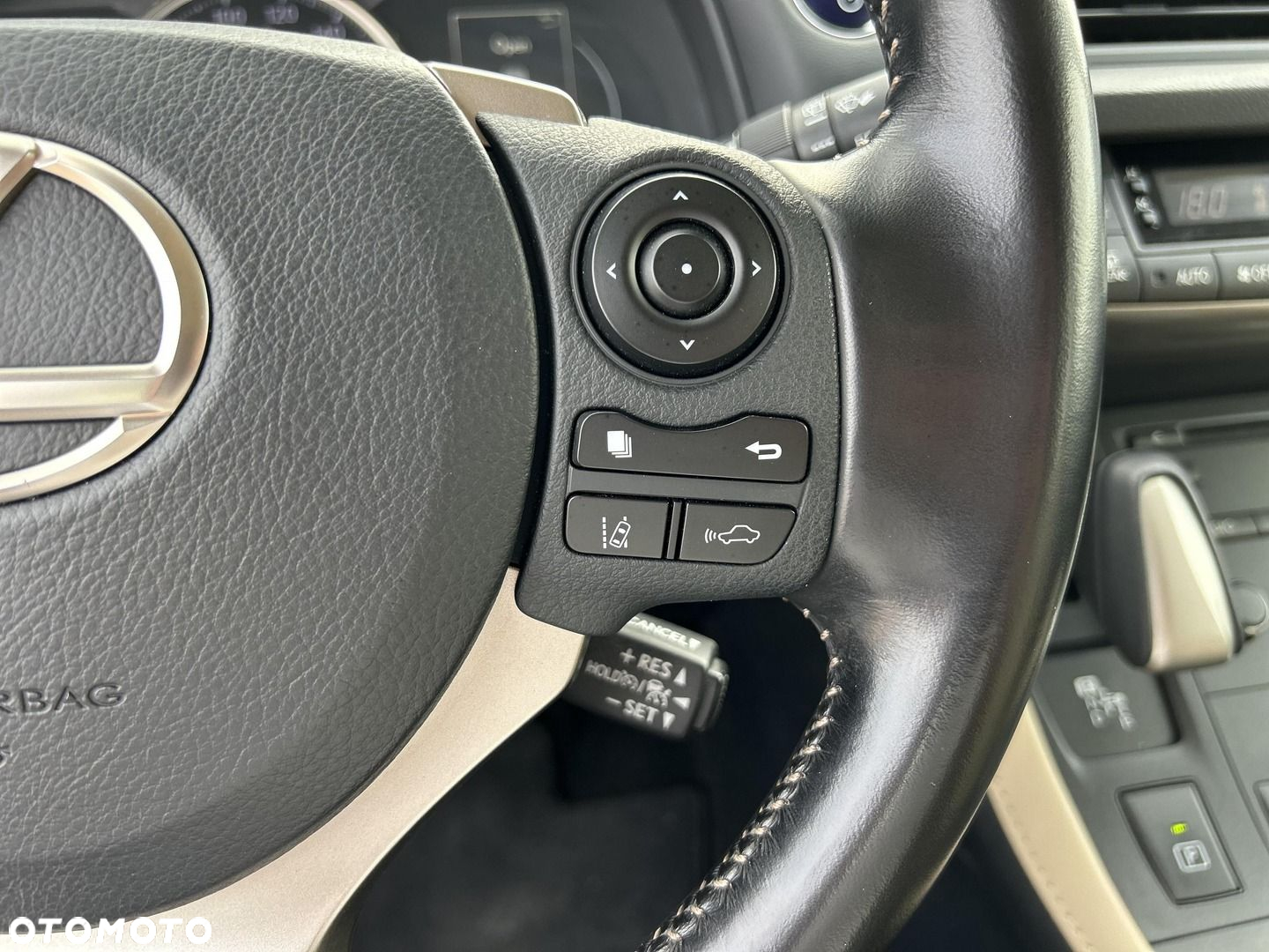 Lexus CT - 19