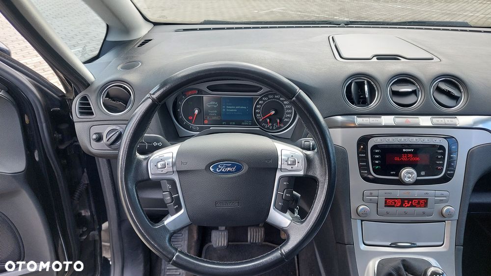 Ford S-Max 2.0 Titanium - 20