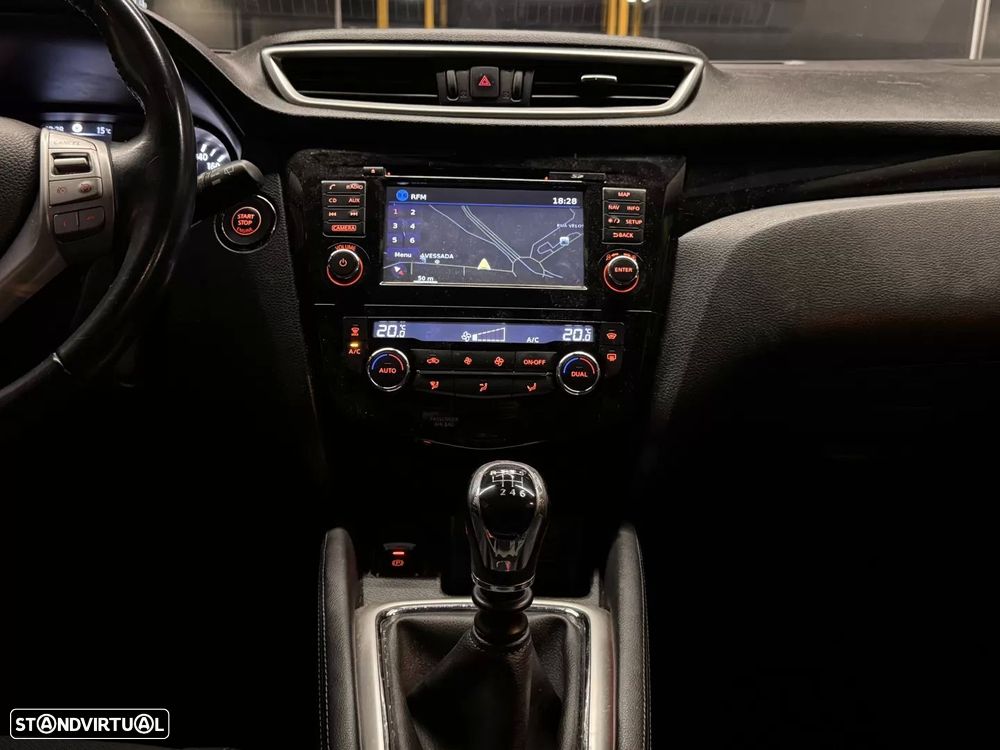 Nissan Qashqai 1.2 DIG-T TEKNA+ - 19