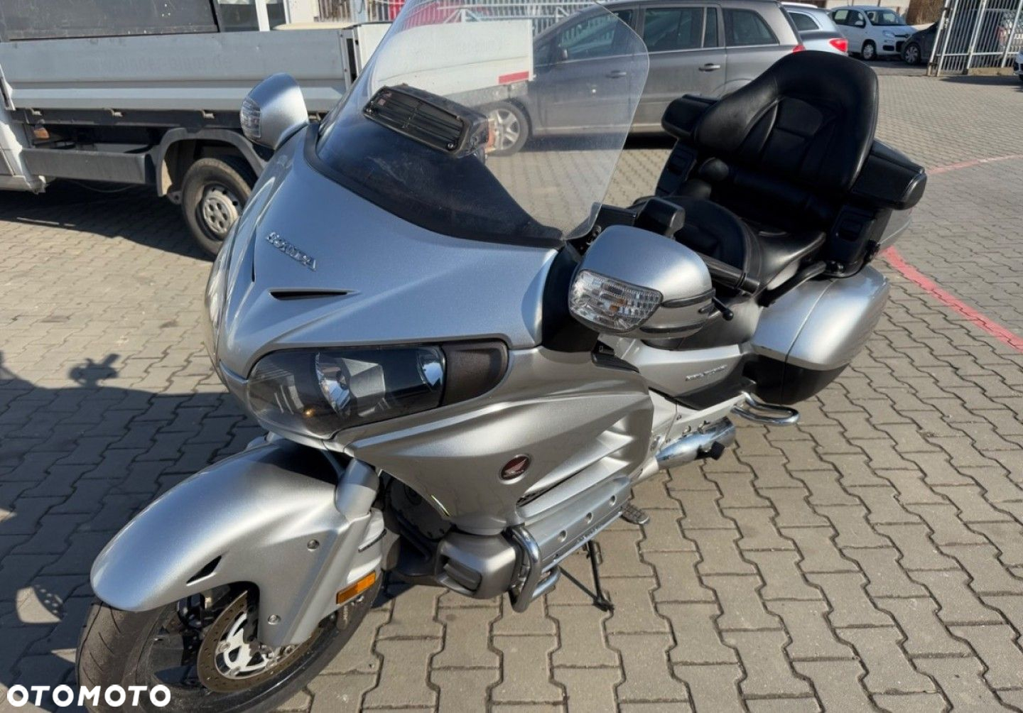 Honda GL - 11