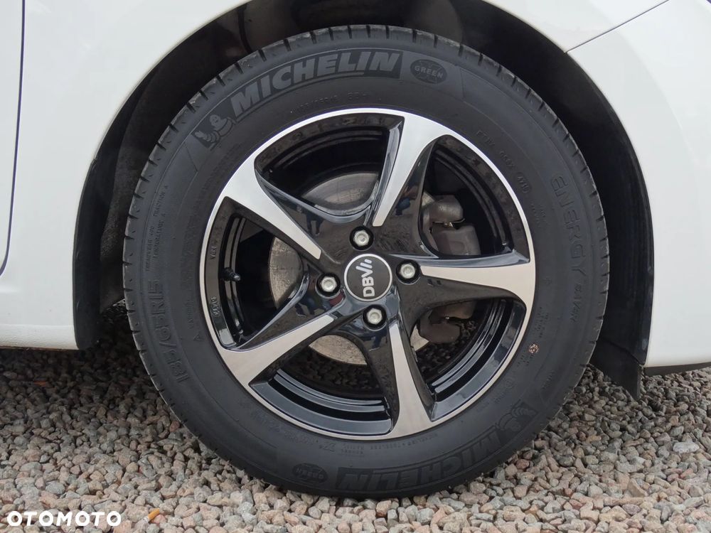 Hyundai i20 1.2 Select - 26