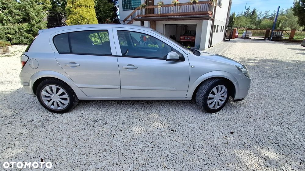 Opel Astra 1.6 Enjoy - 8
