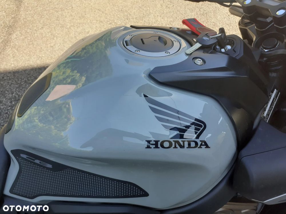 Honda CB - 14