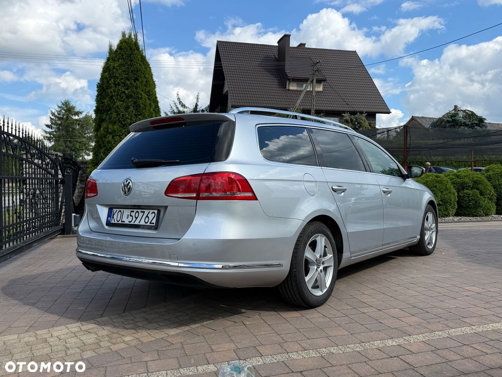 Volkswagen Passat 2.0 TDI DPF DSG Comfortline - 10