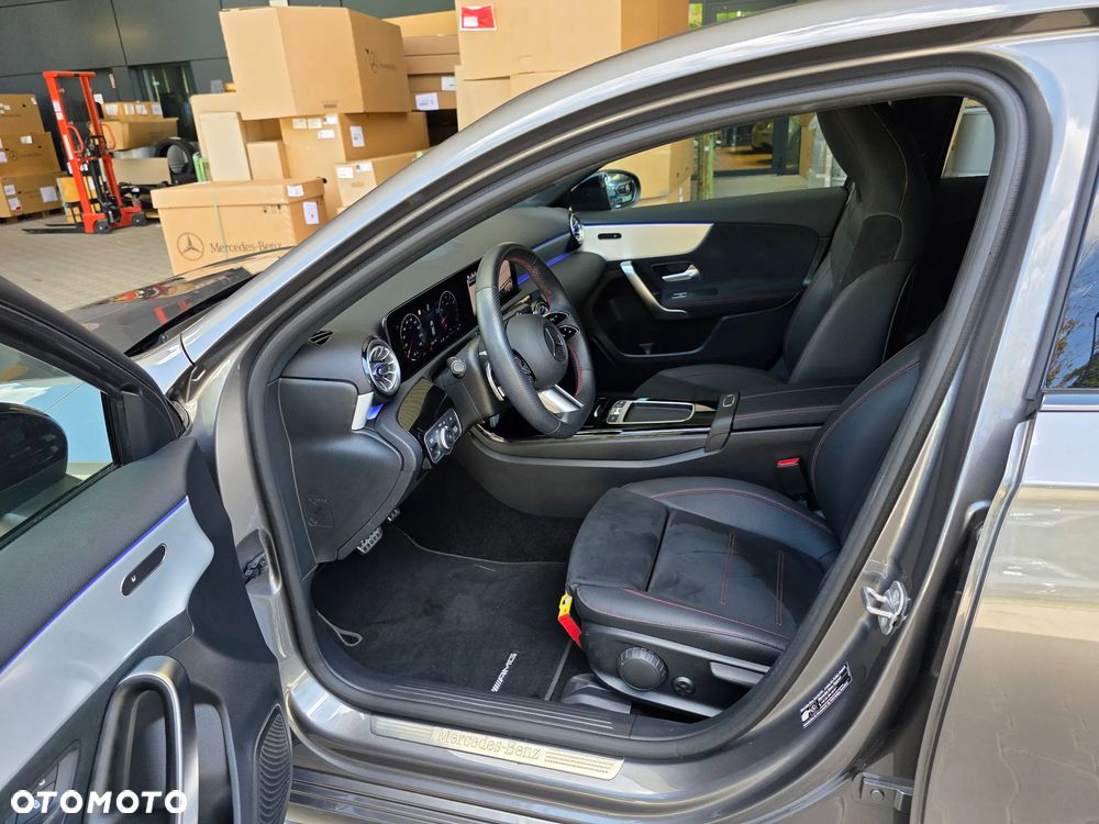 Mercedes-Benz Klasa A 200 AMG Line 7G-DCT - 15