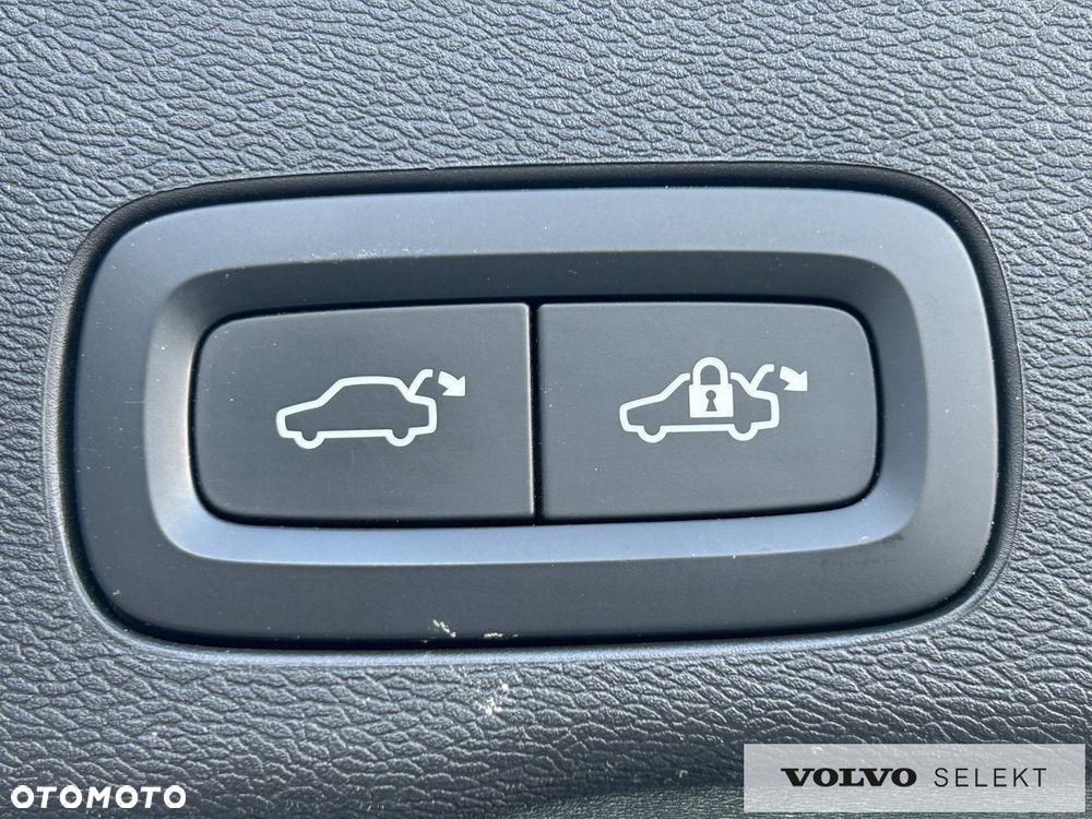 Volvo XC 60 - 24