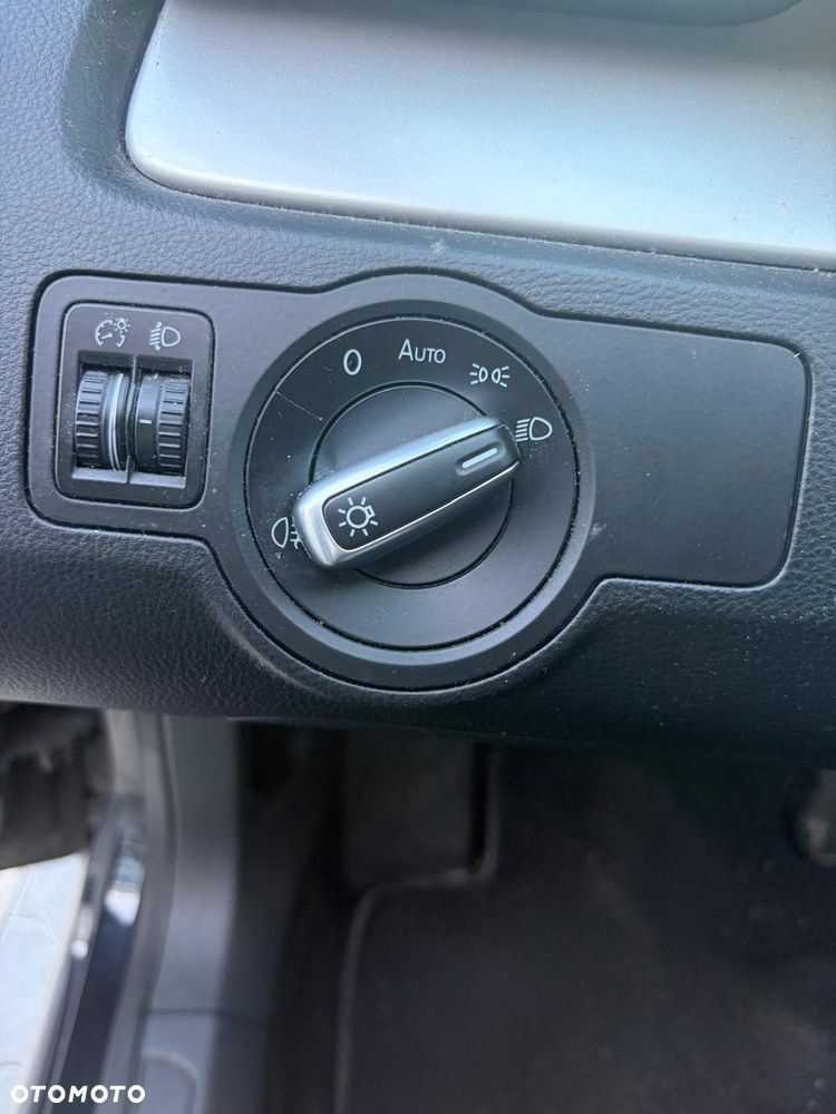 Volkswagen Passat 2.0 TDI Comfortline - 17