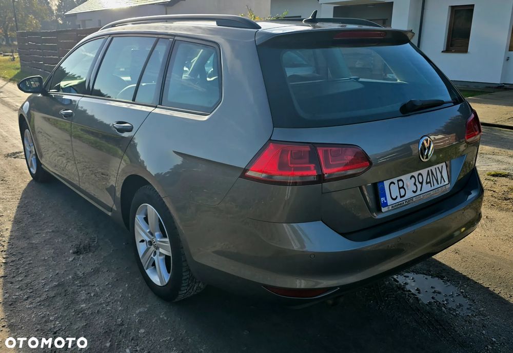 Volkswagen Golf - 4